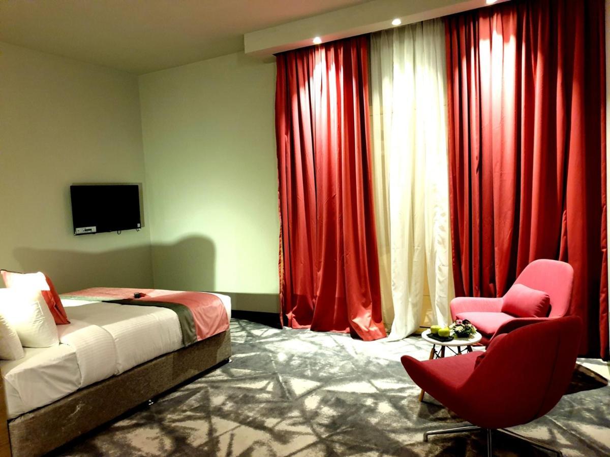 Fortune Atrium Hotel Dubai Bagian luar foto