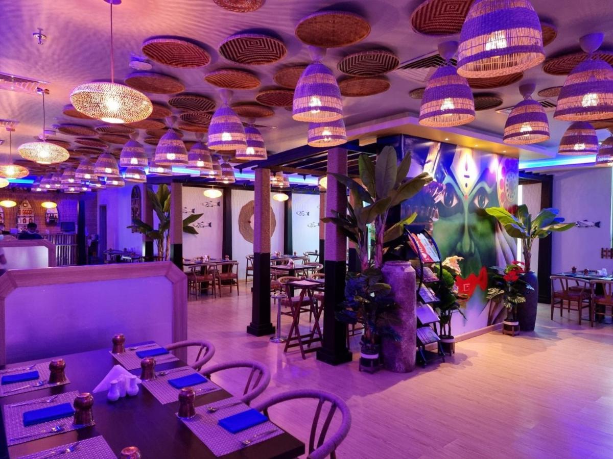 Fortune Atrium Hotel Dubai Bagian luar foto