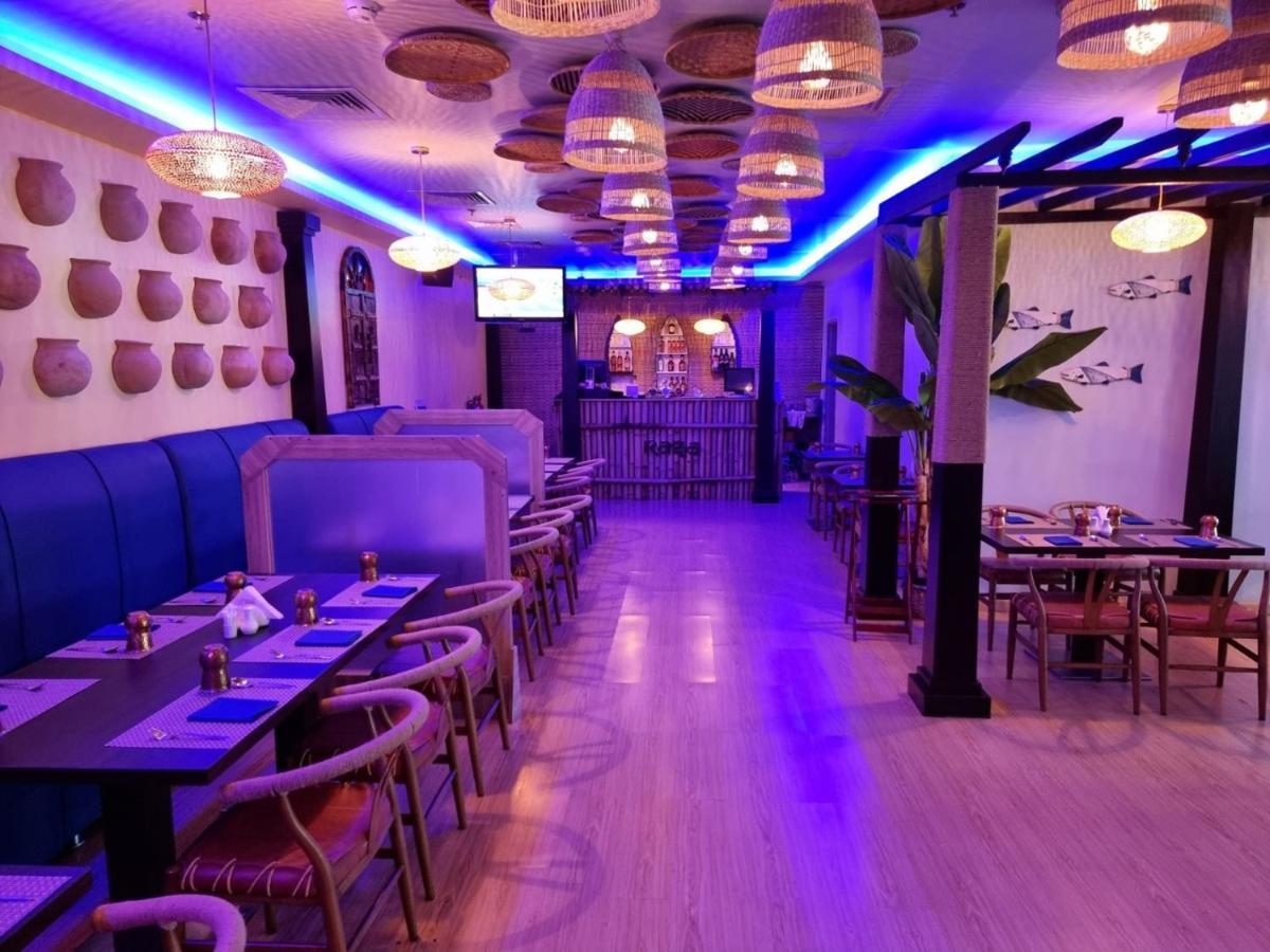 Fortune Atrium Hotel Dubai Bagian luar foto