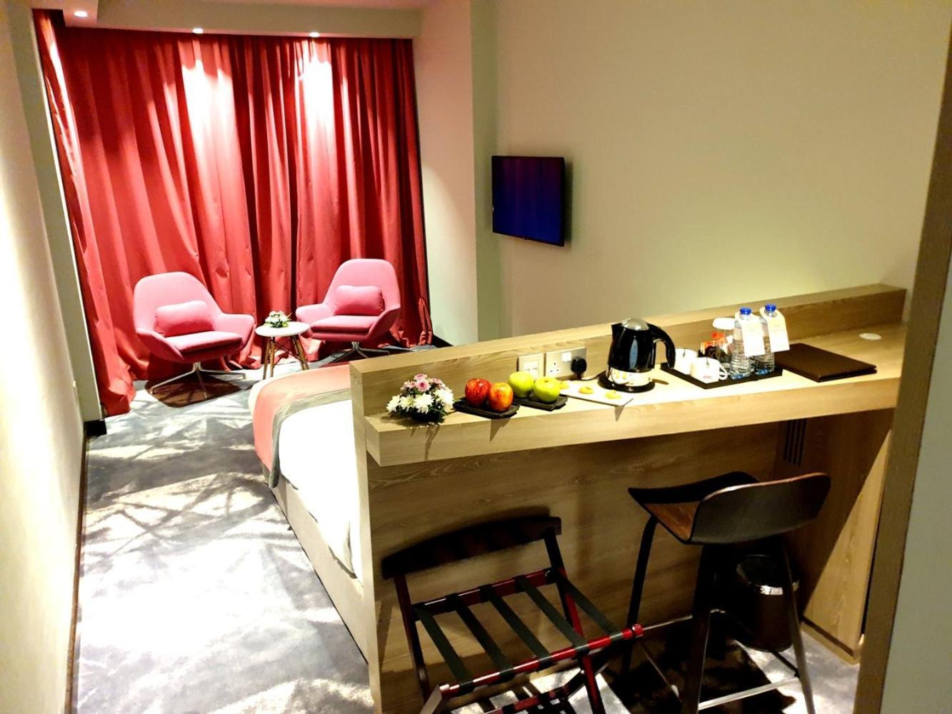 Fortune Atrium Hotel Dubai Bagian luar foto