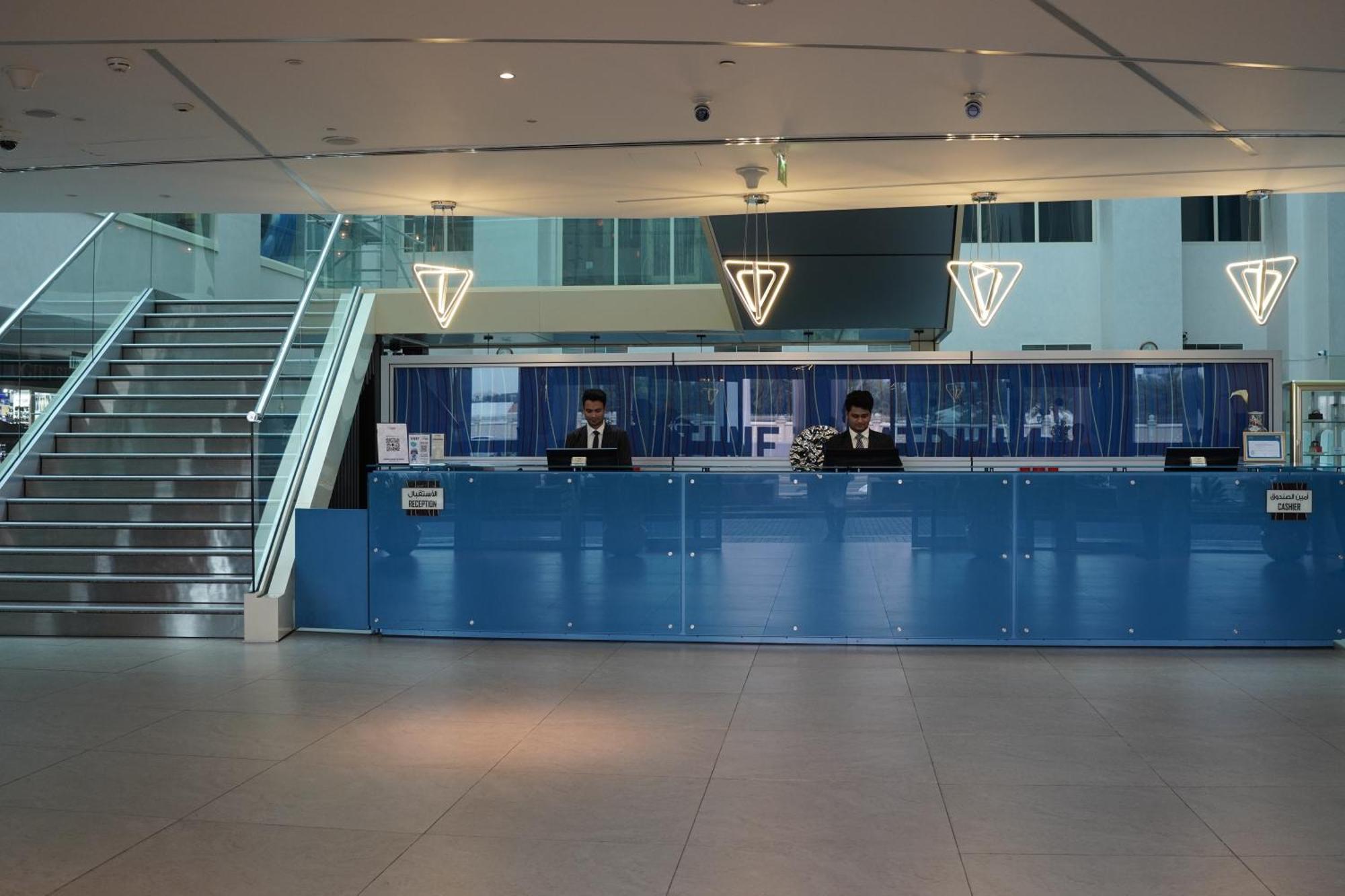 Fortune Atrium Hotel Dubai Bagian luar foto