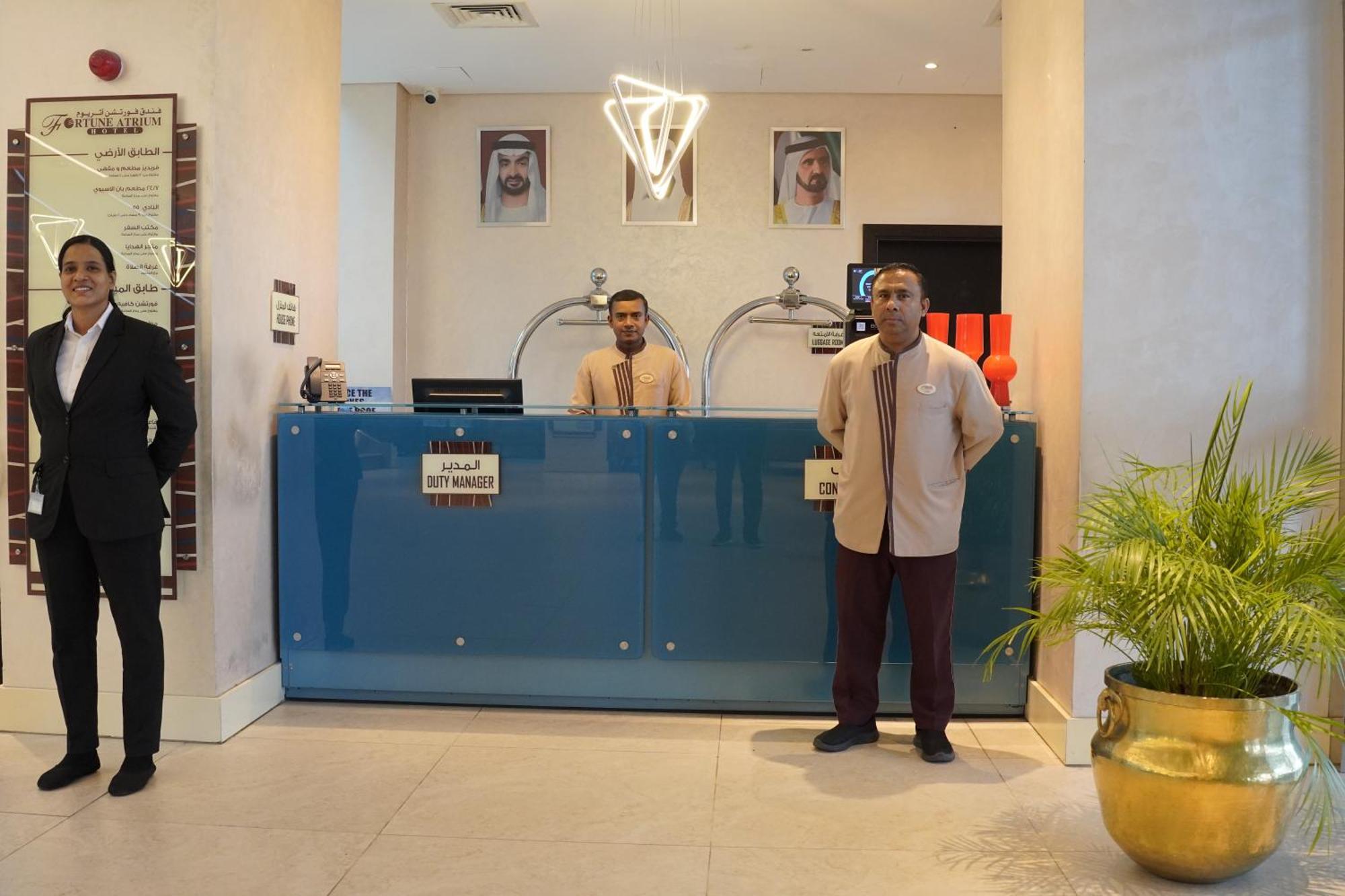 Fortune Atrium Hotel Dubai Bagian luar foto
